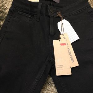 Levi’s 535 super skinny ultra low rise legging